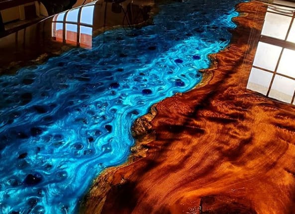 What is the best resin for wood coating and rivertables?